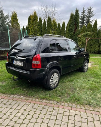 Hyundai Tucson cena 15900 przebieg: 235000, rok produkcji 2006 z Jarosław małe 56